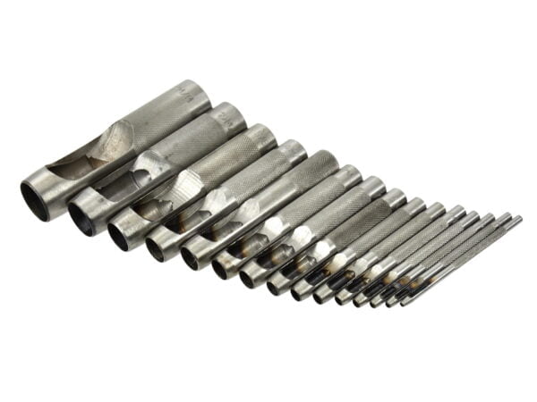 JEU EMPORTE PIECE A FRAPPER 15 PCS DE 2 A 22MM G01822 GEKO POLOGNE