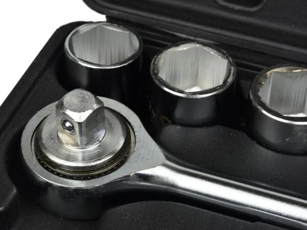 JEU DE DOUILLES 3/4" DE 19 A 50MM 6 PANS + ACCESSOIRES G10110 GEKO POLOGNE – Image 5